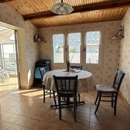 Holiday home Maison De Plain-pied Avec Cour Privee, Proche De Luzeronde - Fr-1-224b-198 Noirmoutier-en-l'Ile
