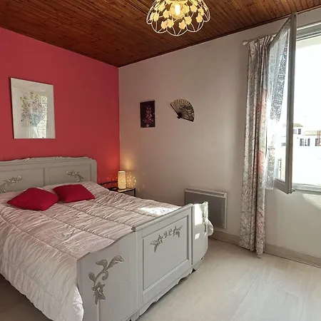 Holiday home Maison De Plain-pied Avec Cour Privee, Proche De Luzeronde - Fr-1-224b-198